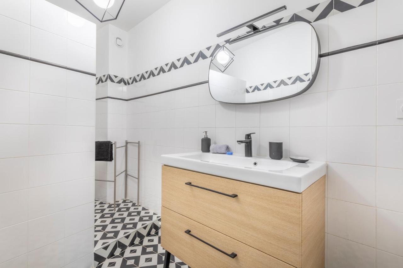 Appartement Deux Chambres Sur Le Vieux Port Avec Clim Marsella Exterior foto
